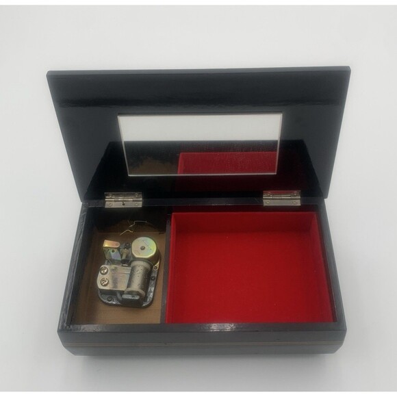Vintage Japanese Lacquer Music Jewelry Box With Floral Design Red Velvet Lining - Picture 2 of 6